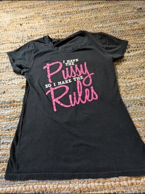 Black Graphic Tee M Pink Statement Slogan Short Sleeve Edgy Indie Sleaze Grunge